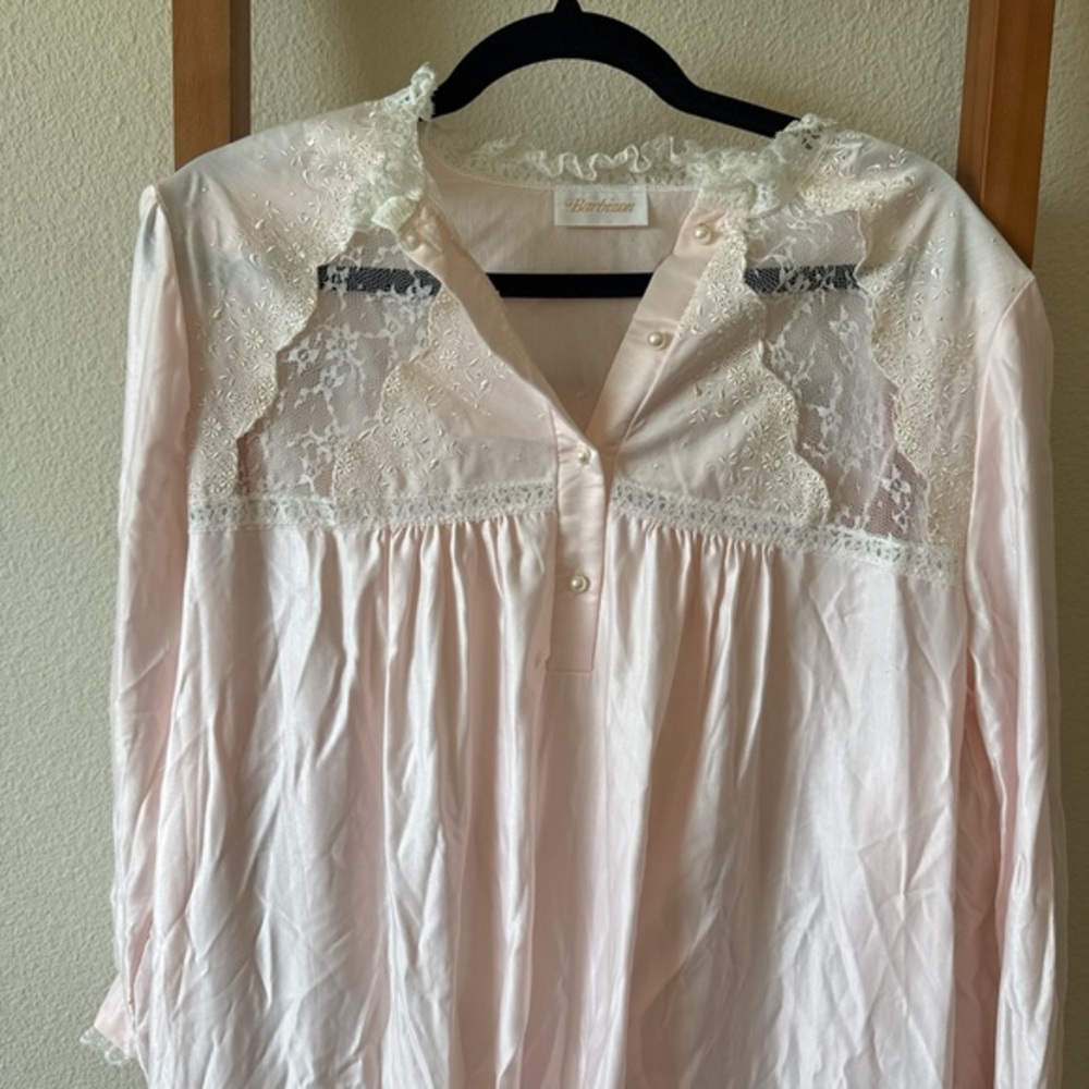 Vintage 1980s Barbizon Lace Trim Pink Nightgown